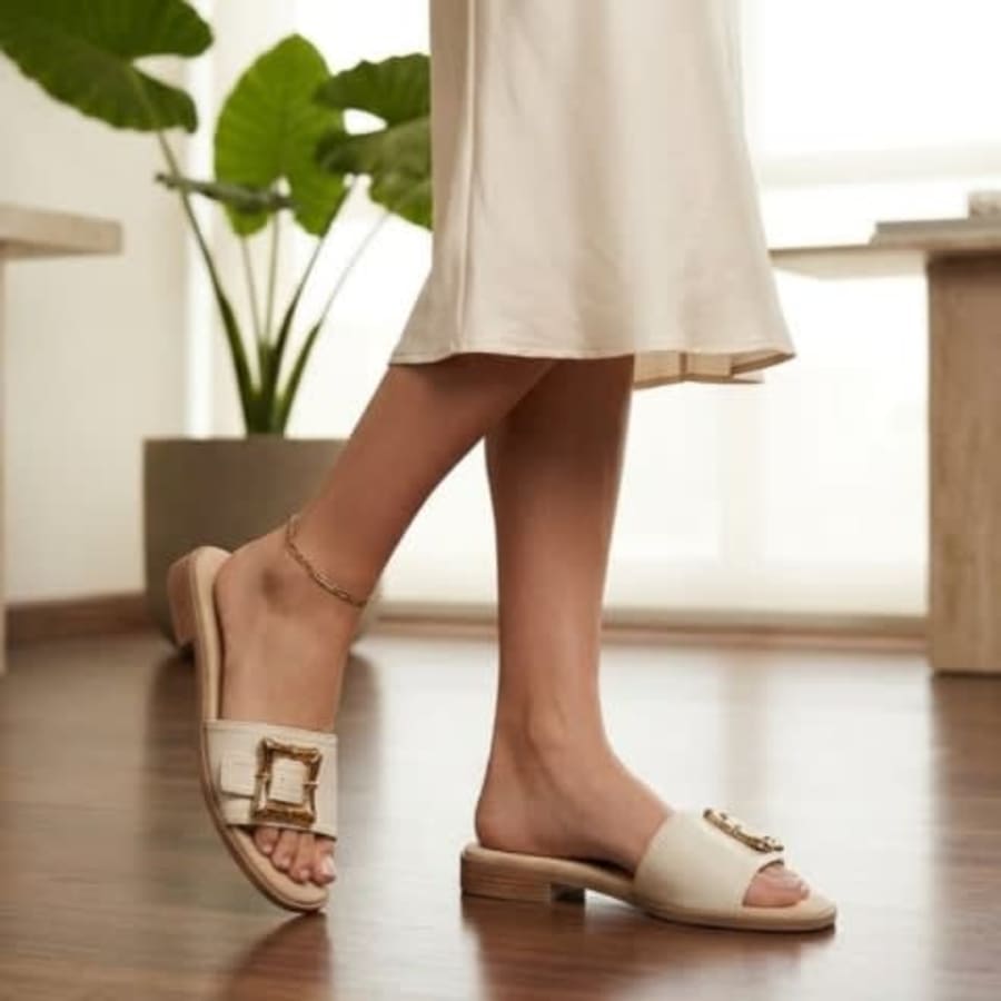 ME402 Sandalias de moda para dama de piso con hebilla
